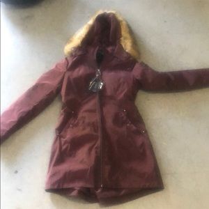 Tahari brand new Faux fur jacket size small